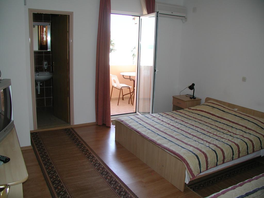 Hotel Tony Pag Town Room photo